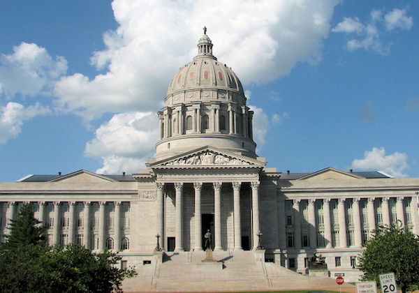 Missouri AI Non-Sentience Bill Dies in Committee